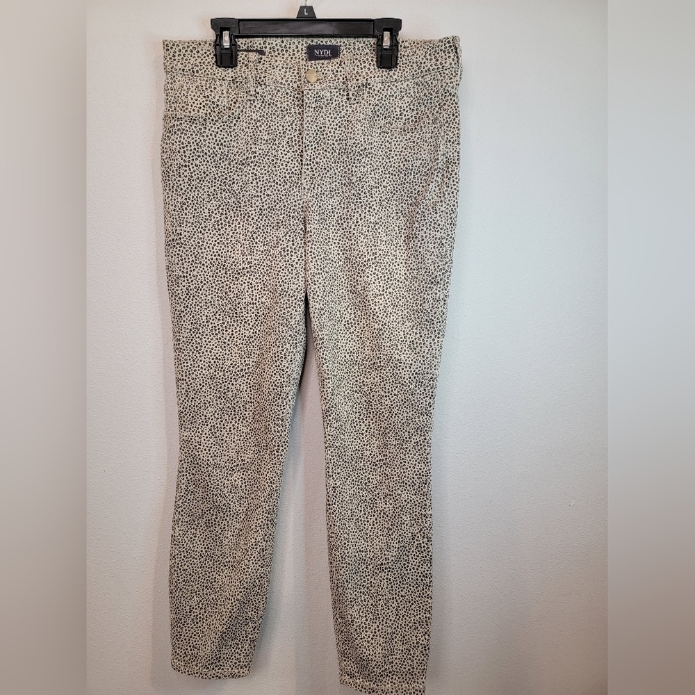 NYDJ AMI SKINNY Micro Leopard Neutral Jeans Size 8 NWOT